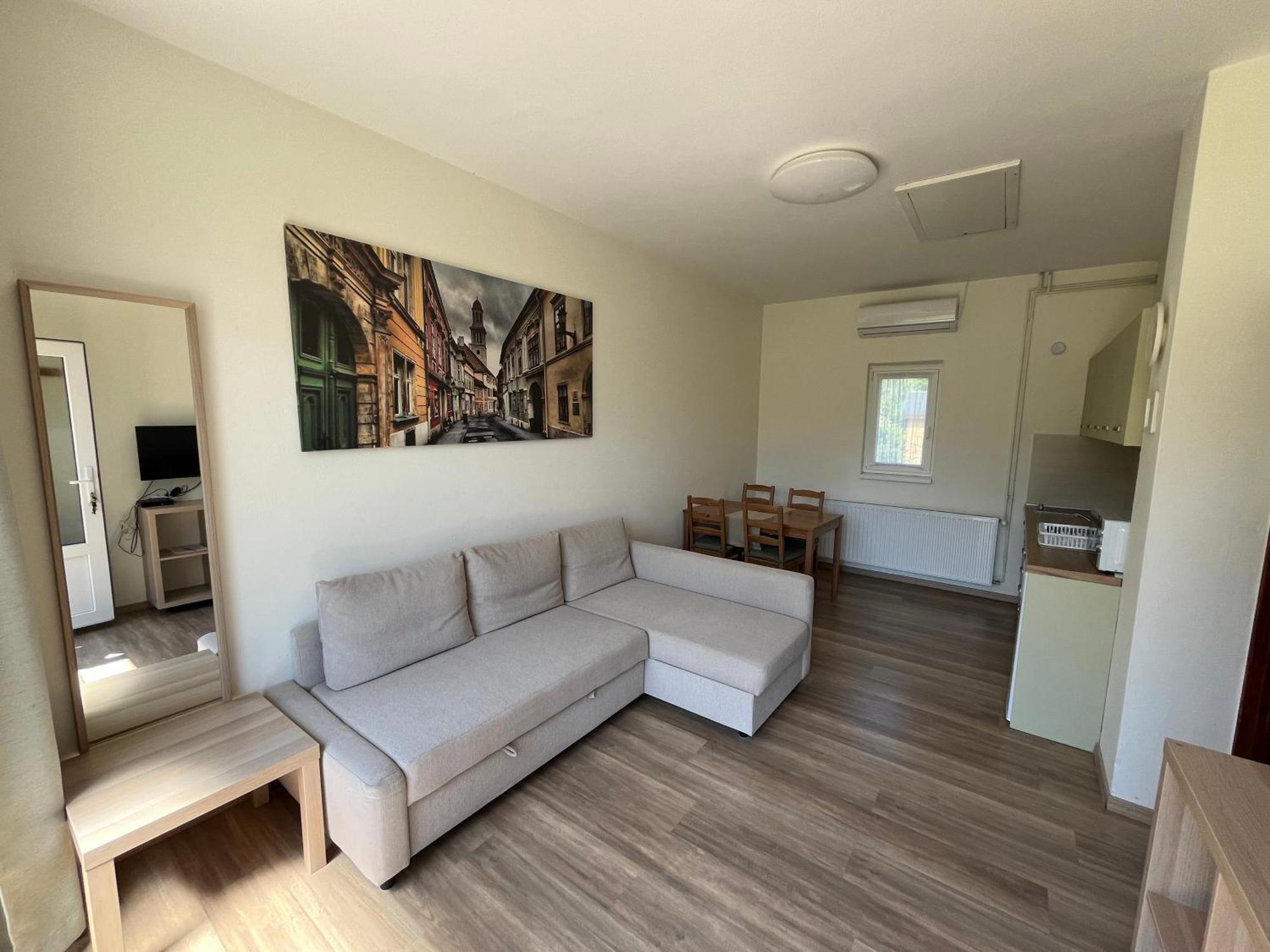 Petita Garden Apartman Сиофок Екстериор снимка