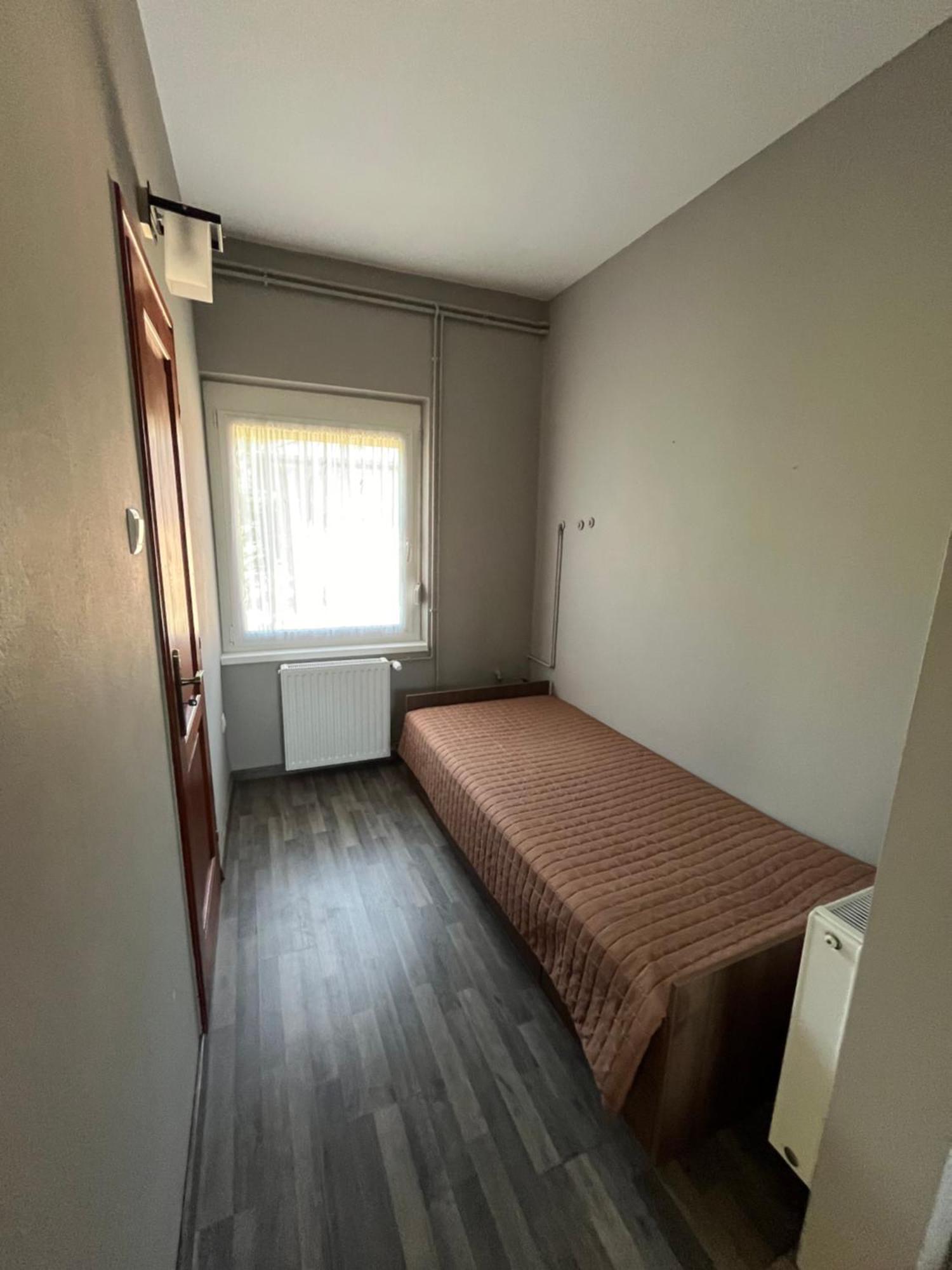 Petita Garden Apartman Сиофок Екстериор снимка