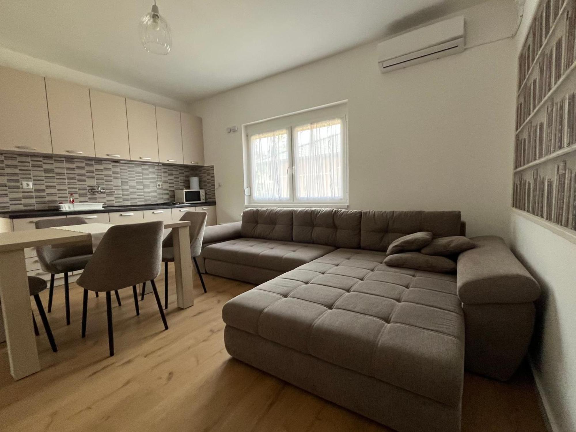 Petita Garden Apartman Сиофок Екстериор снимка